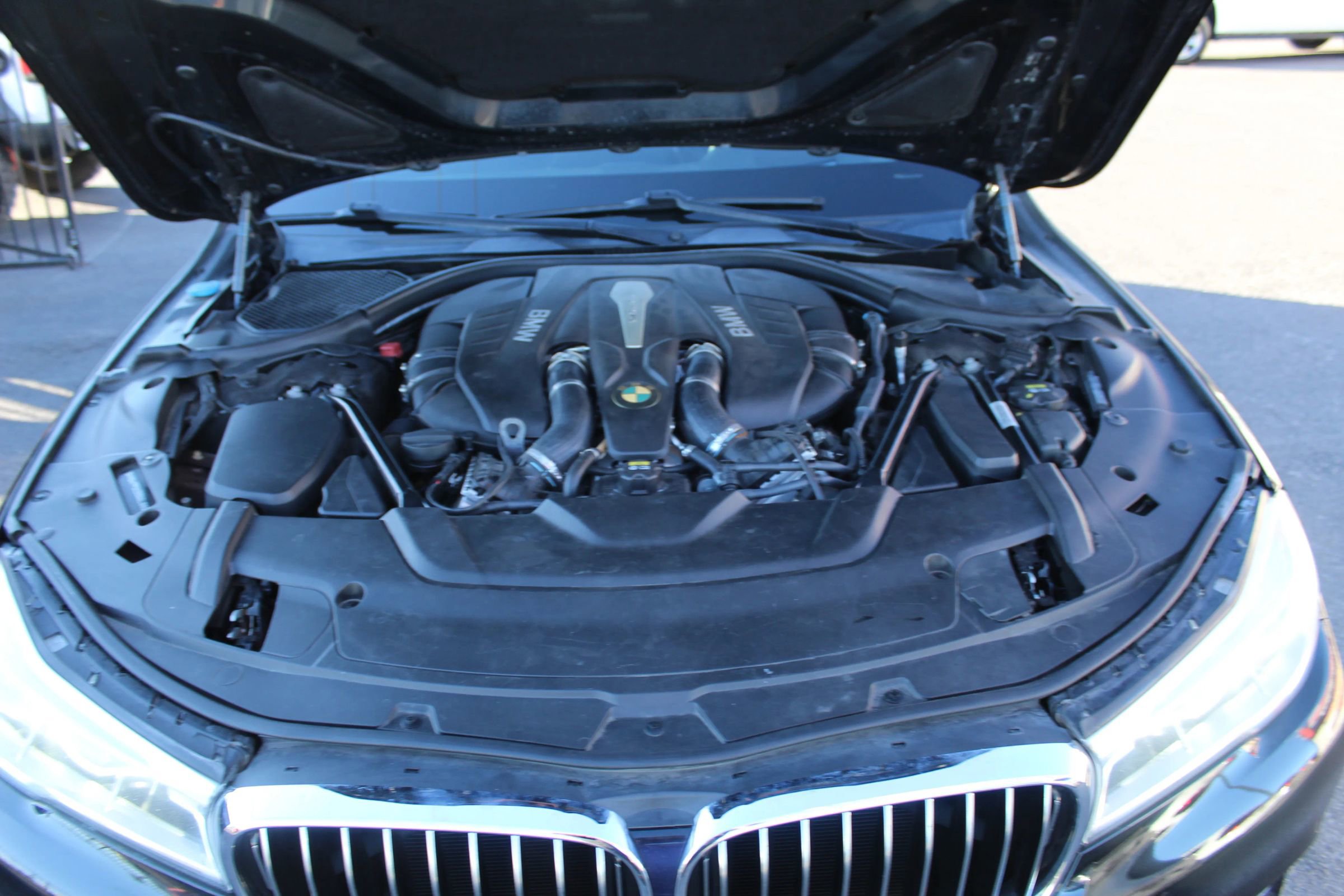 Used 2016 BMW 750i RWD image 20