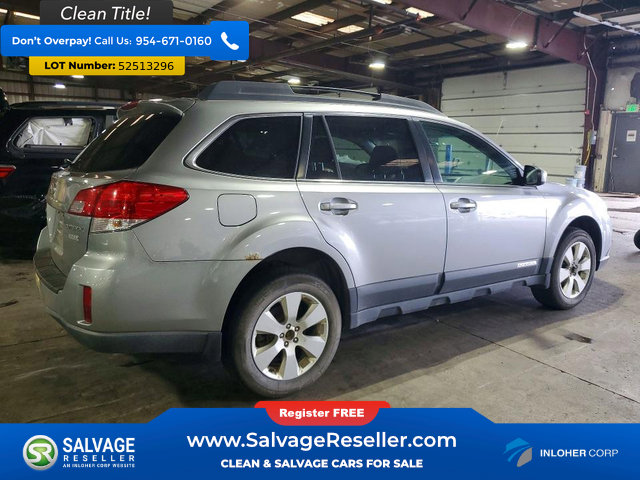 Used 2011 Subaru Outback 2.5i Premium AWD/4WD image 4
