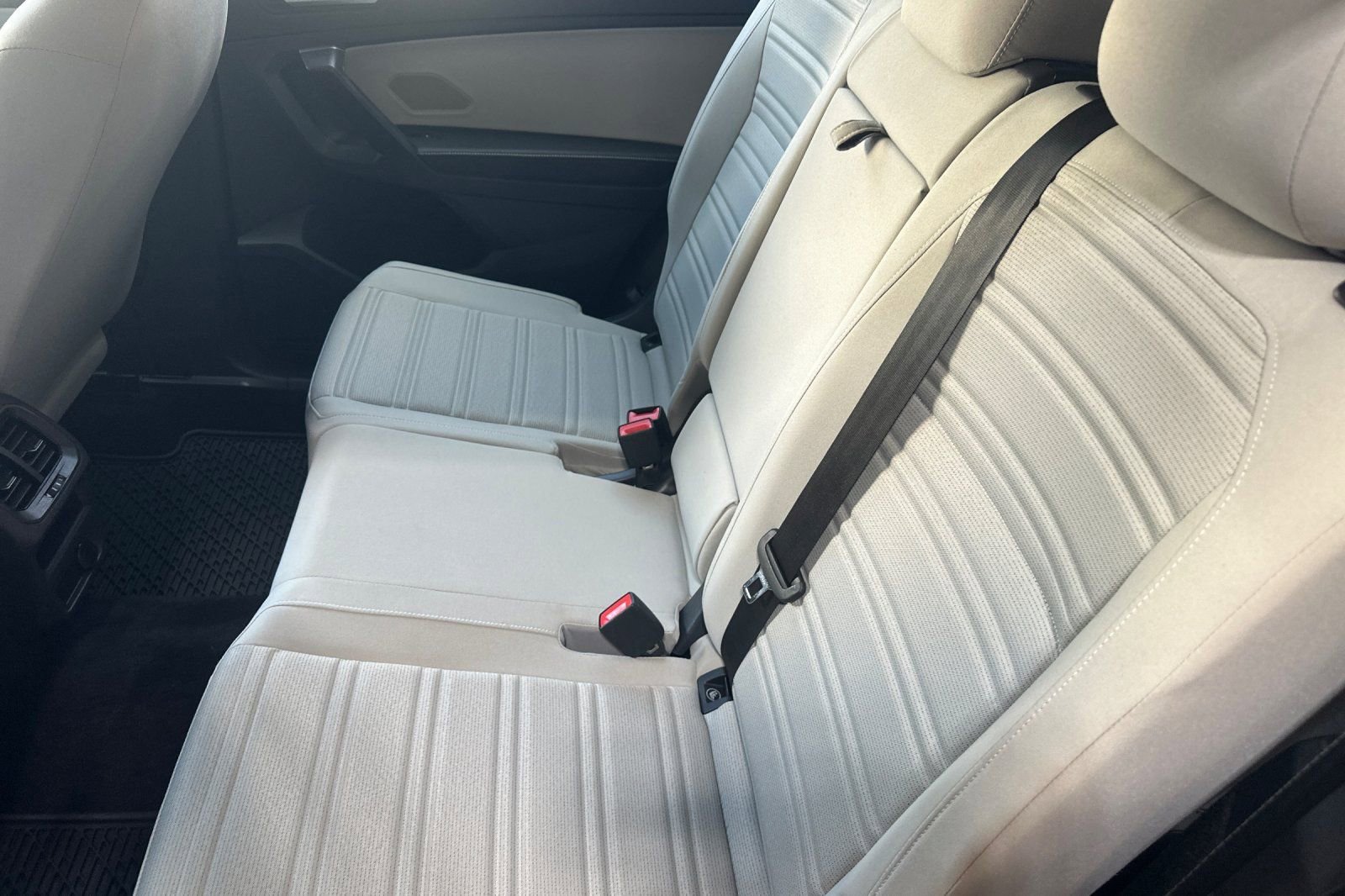 Certified 2023 Volkswagen Tiguan S image 12