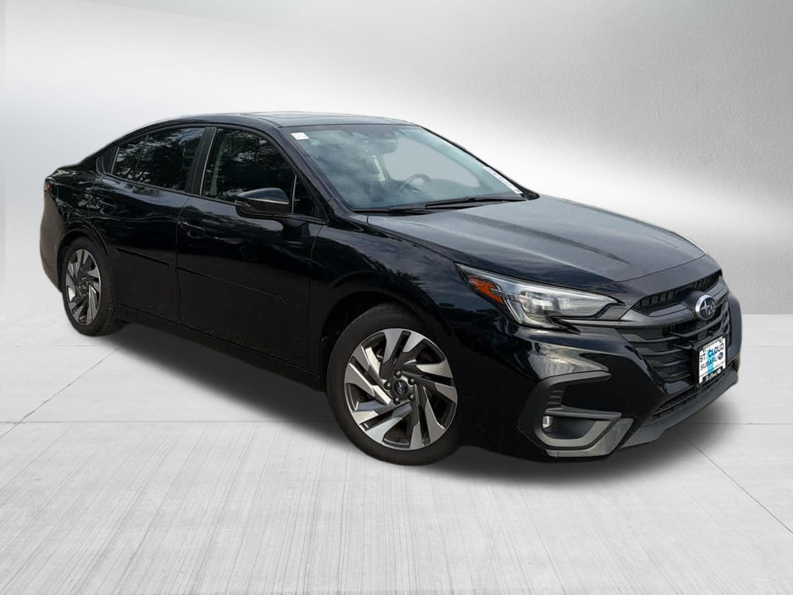 Used 2024 Subaru Legacy Limited AWD/4WD image 3