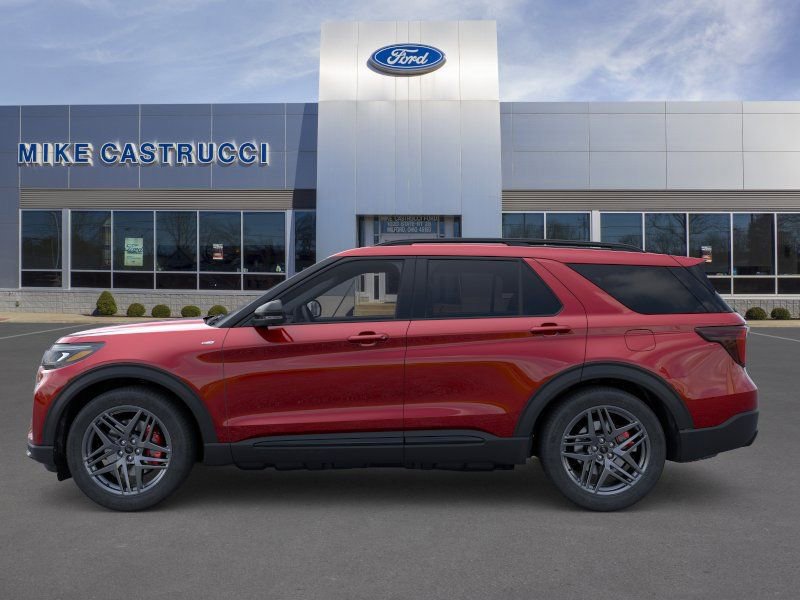 New 2026 Ford Explorer ST-Line w/ ST-Line Street Pack AWD/4WD image 3