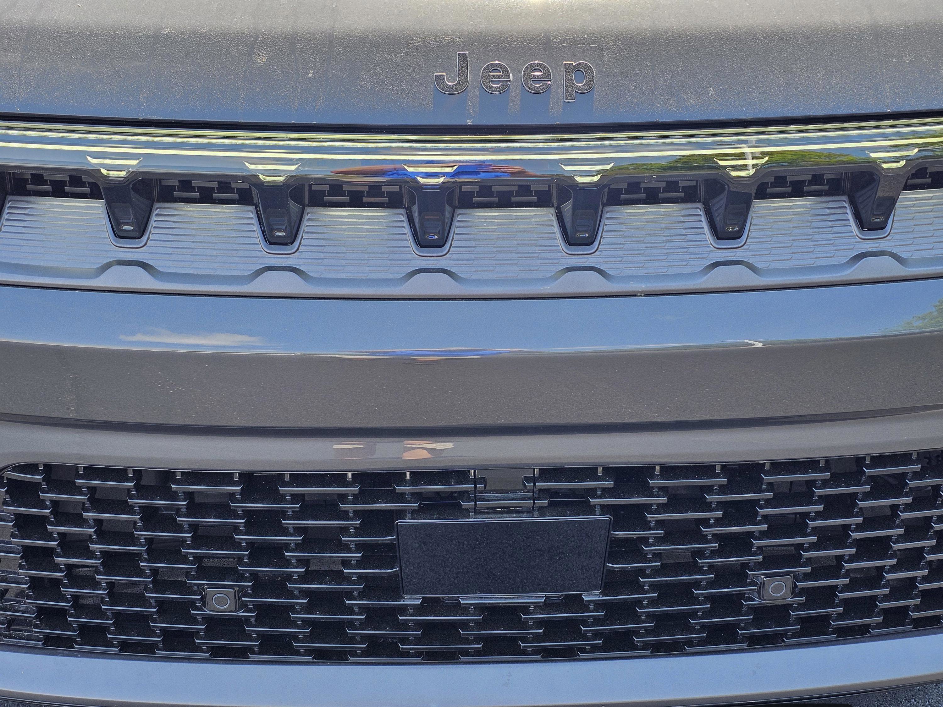New 2026 Jeep Grand Wagoneer Limited w/ Premium Group II image 3
