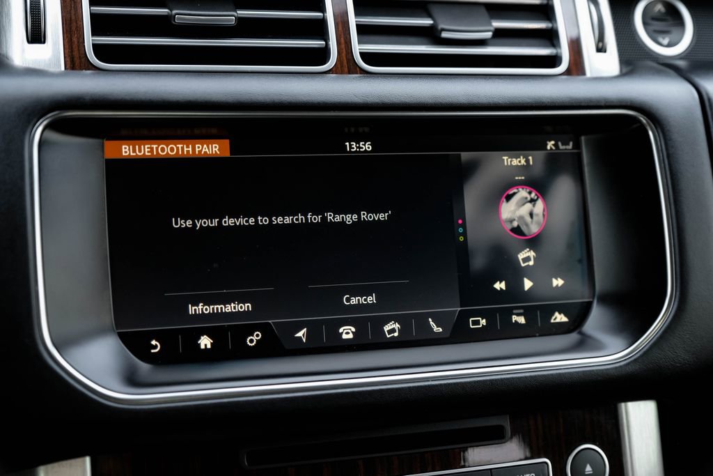 Used 2017 Land Rover Range Rover Supercharged image 27