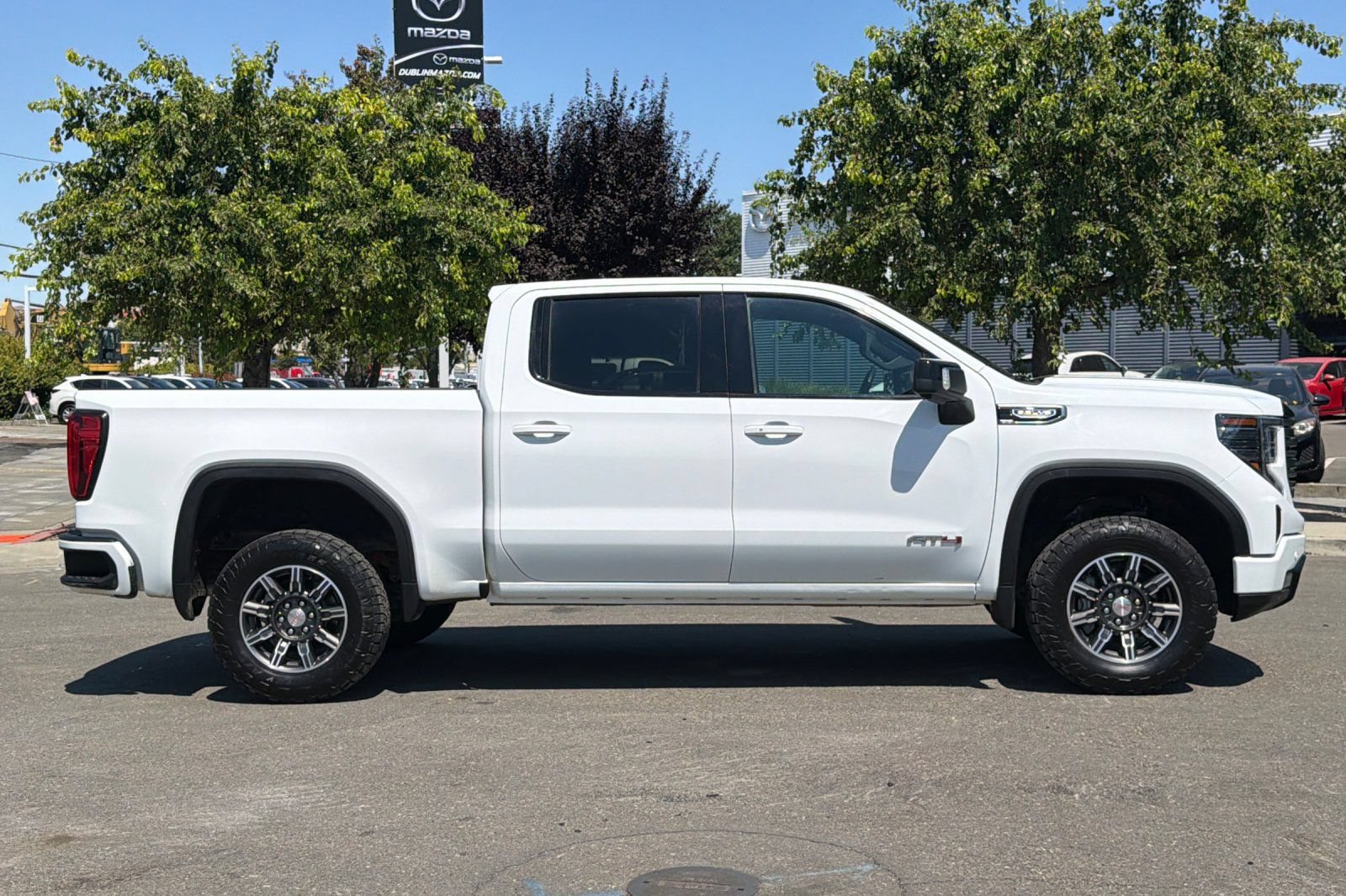 Used 2025 GMC Sierra 1500 AT4 AWD/4WD image 3