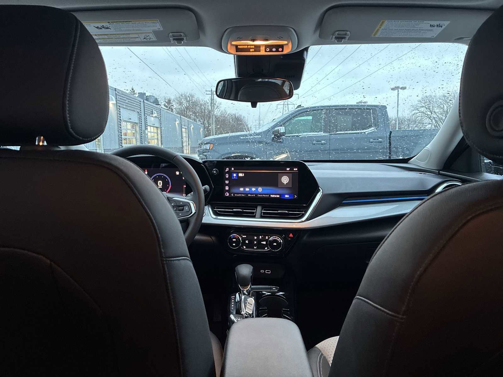 Used 2025 Chevrolet Trax LT w/ Driver Confidence Package image 19