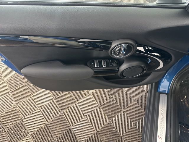 Used 2024 MINI Cooper S image 18