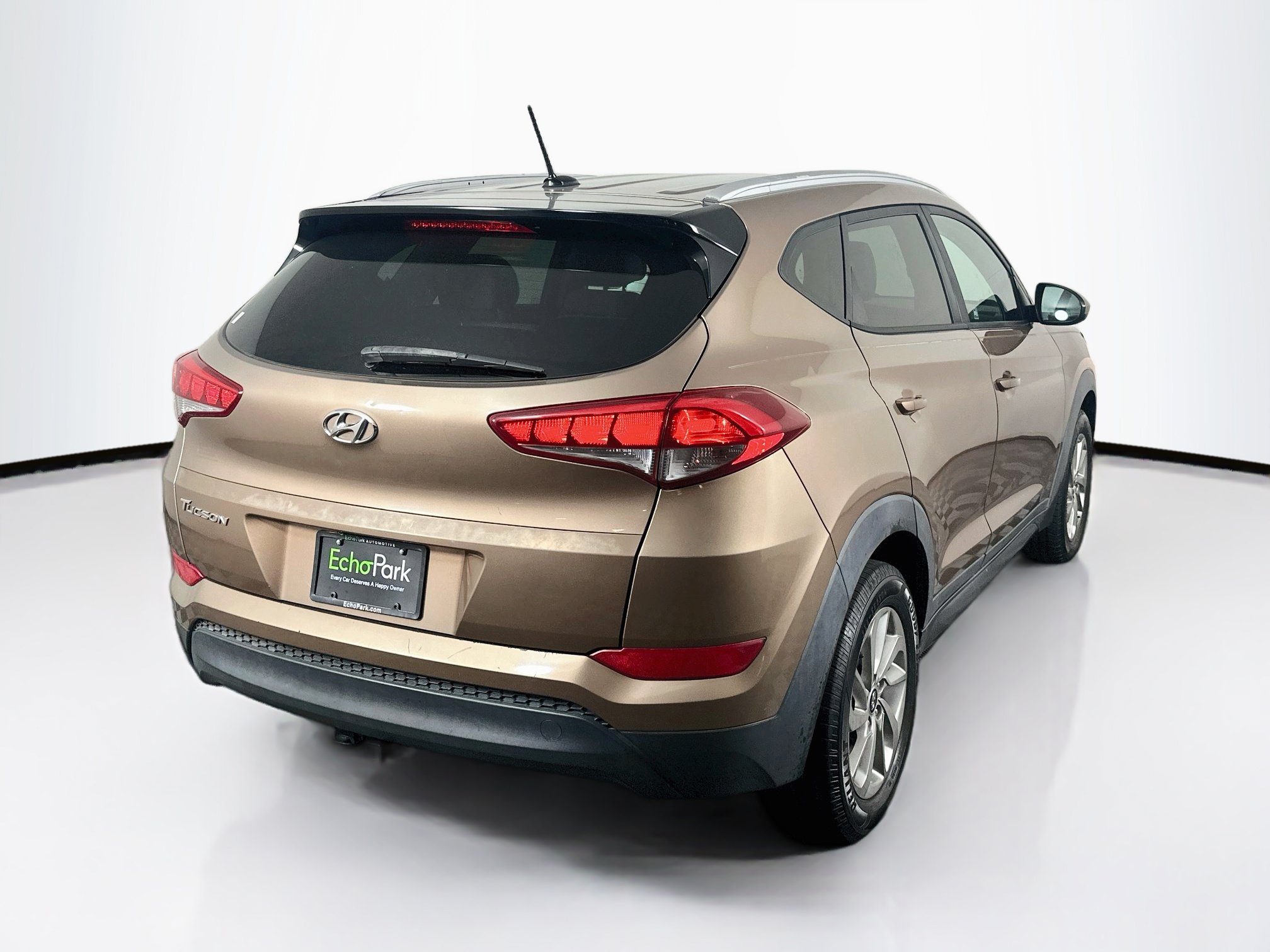 Used 2016 Hyundai Tucson SE w/ Option Group 02 FWD image 9