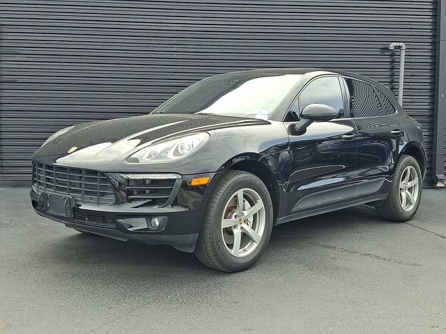 Used 2018 Porsche Macan Sport Edition AWD/4WD image 1