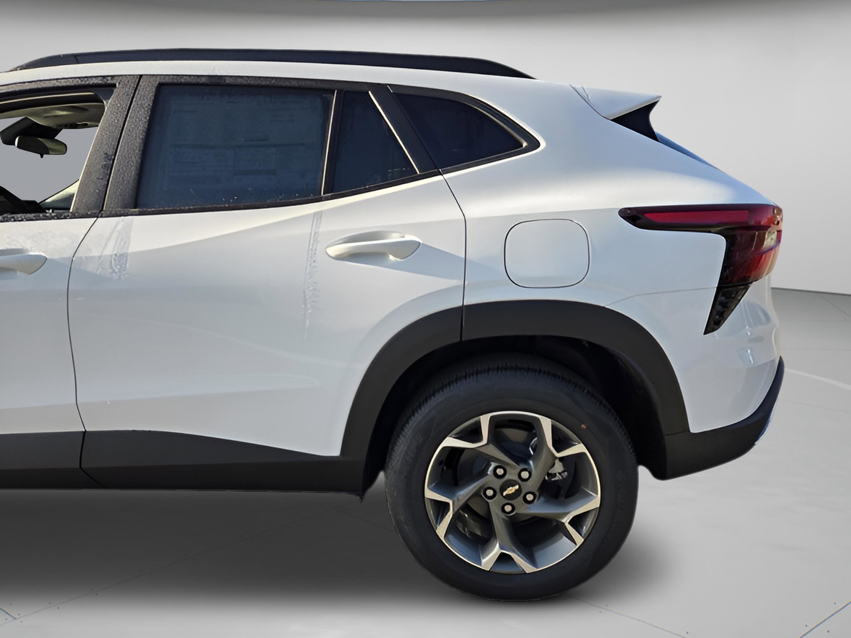 New 2026 Chevrolet Trax LT image 23