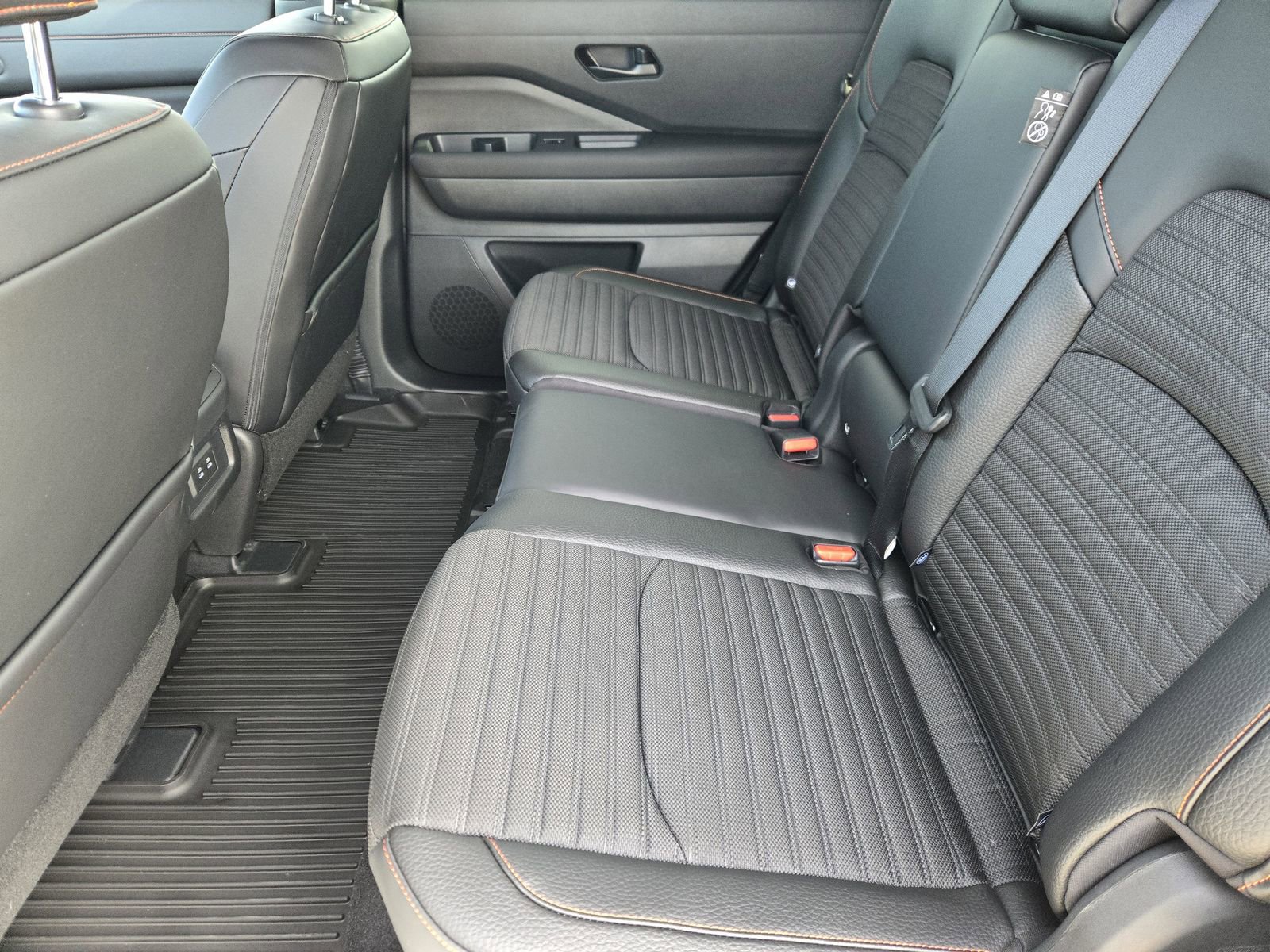 New 2026 Nissan Pathfinder Rock Creek image 23