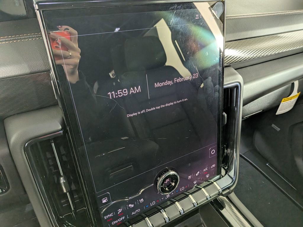 New 2026 GMC Yukon AT4 w/ AT4 Premium Plus Package image 26