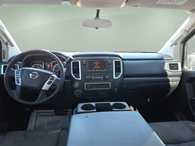 Used 2019 Nissan Titan S image 10