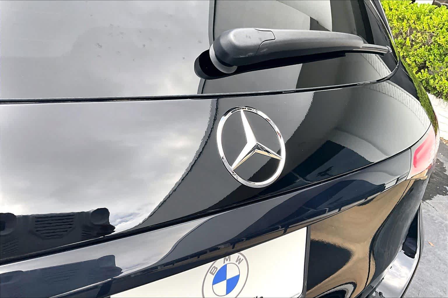 Used 2025 Mercedes-Benz GLC 300 image 31