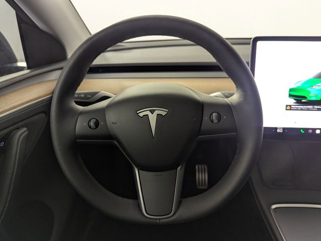 Used 2025 Tesla Model Y Performance image 36