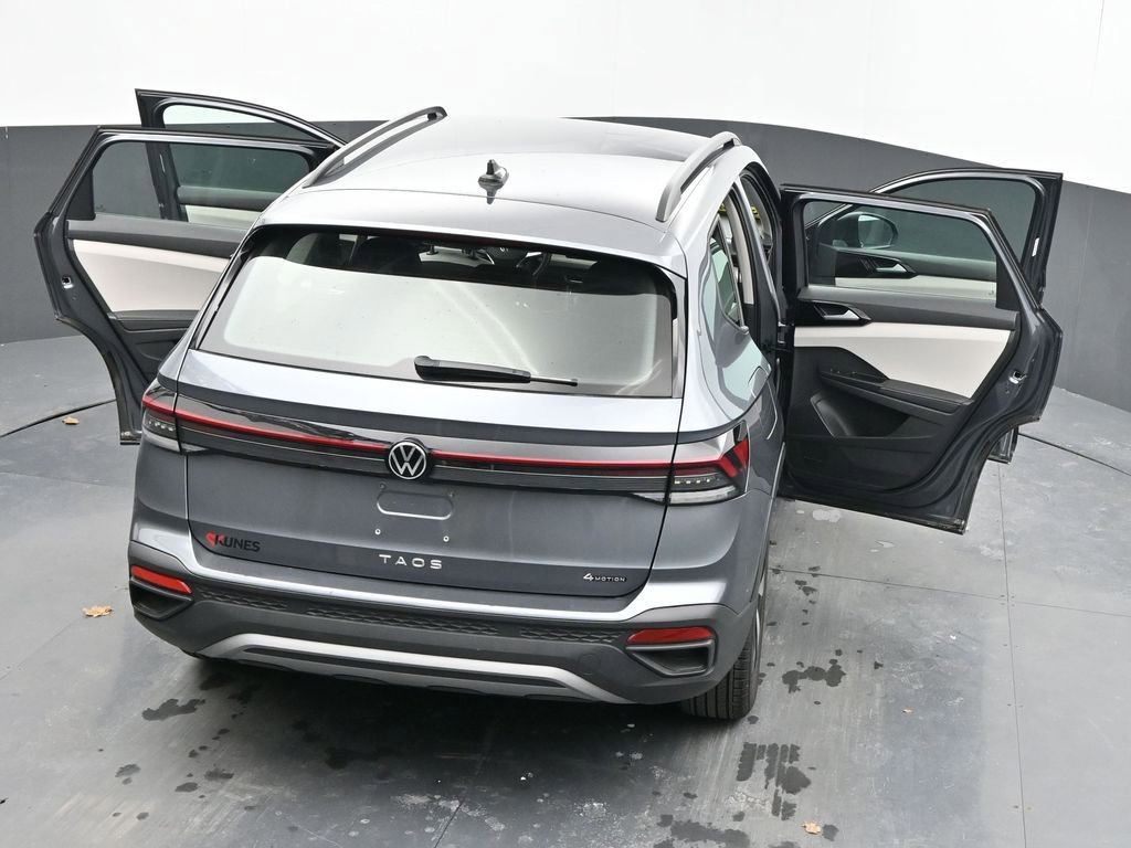 Used 2025 Volkswagen Taos S image 57
