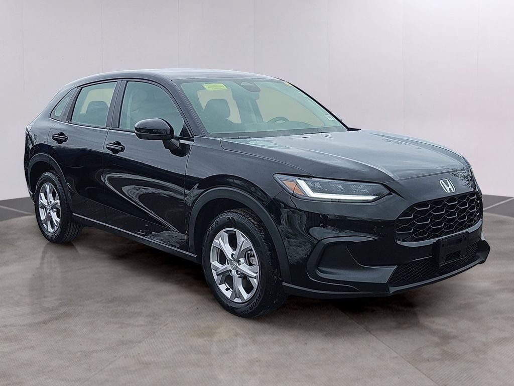 Certified 2023 Honda HR-V LX image 3