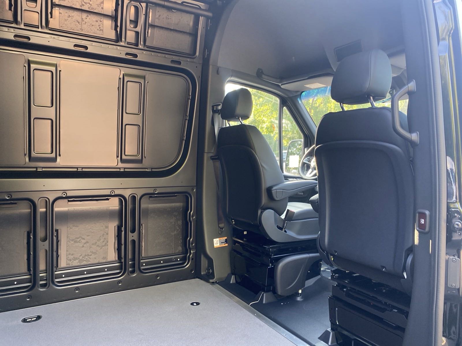 New 2024 Mercedes-Benz Sprinter 3500 image 9