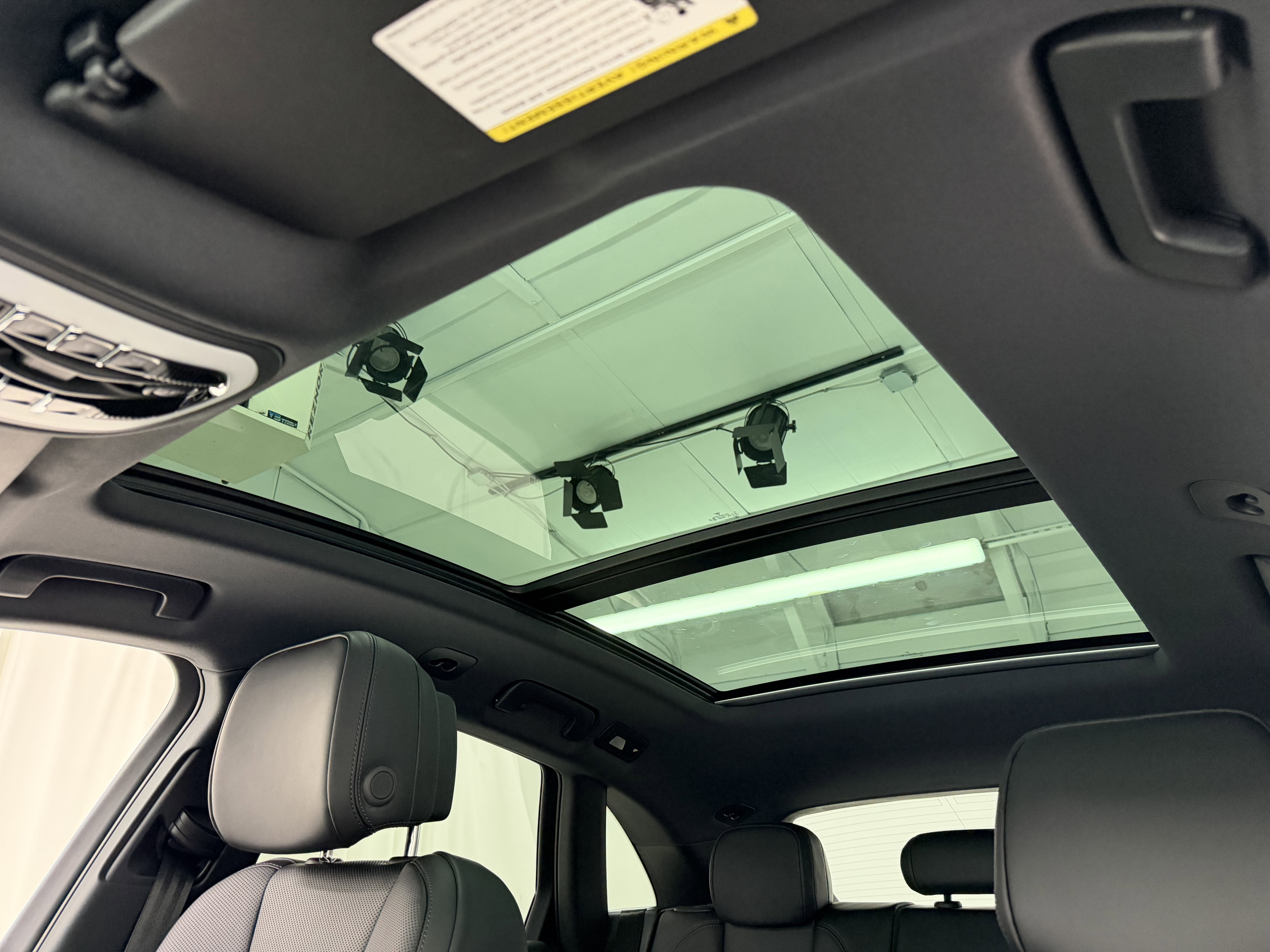 New 2026 Porsche Macan image 34