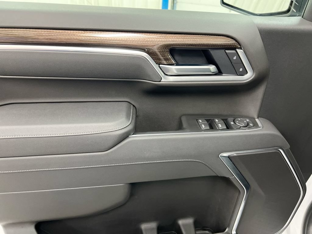 New 2026 Chevrolet Silverado 1500 LT w/ Z71 Off-Road Package AWD/4WD image 21