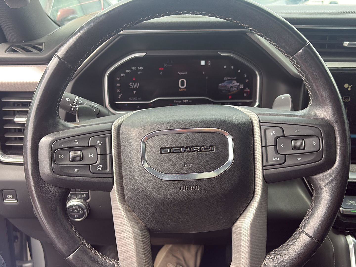 Used 2022 GMC Sierra 1500 Denali AWD/4WD image 12