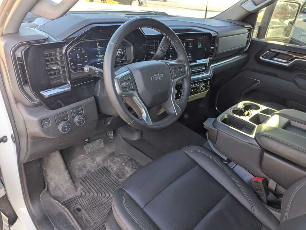 Used 2025 Chevrolet Silverado 3500 LT w/ Trail Boss Package image 23