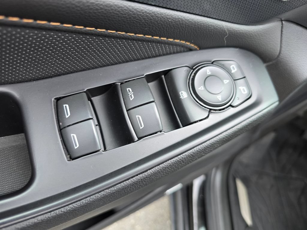 Used 2019 Chevrolet Traverse Premier w/ Redline Edition FWD image 28