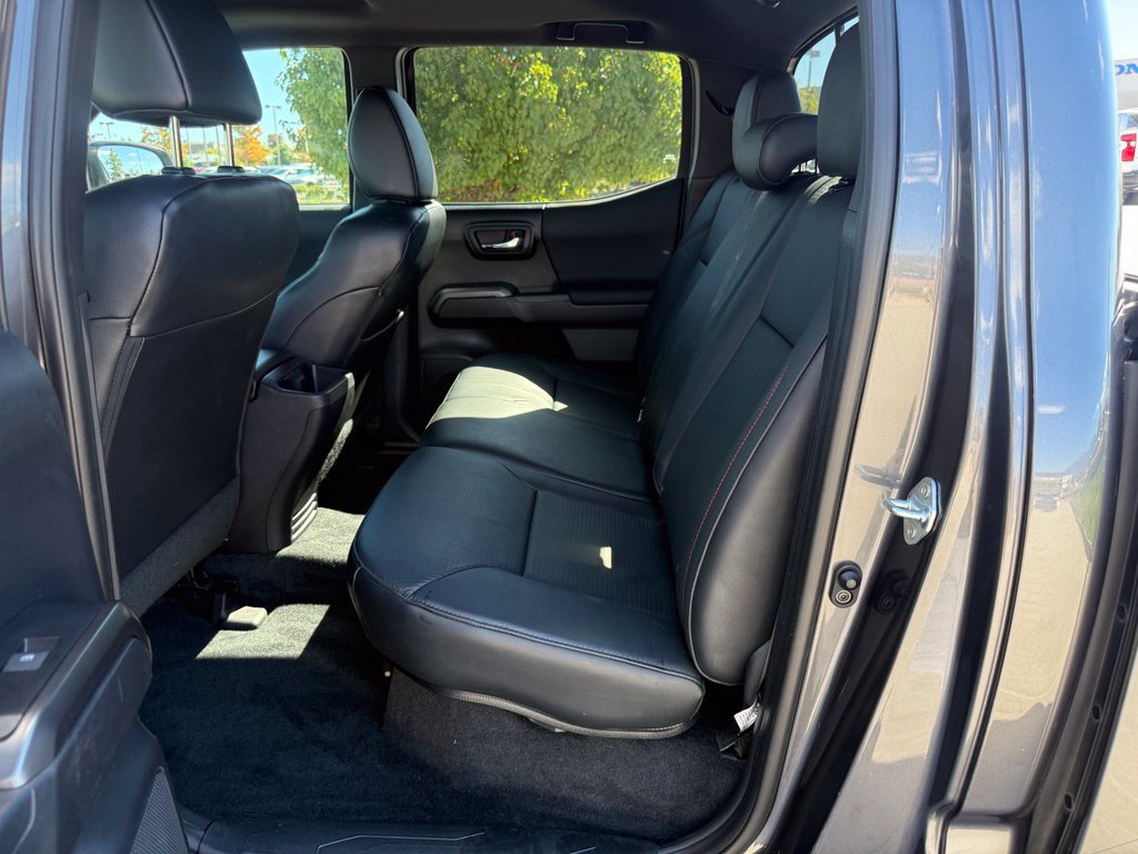 Used 2021 Toyota Tacoma TRD Pro AWD/4WD image 25