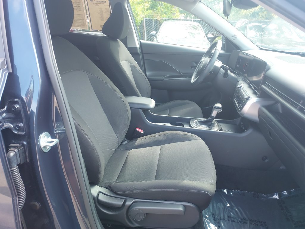 Used 2024 Hyundai Kona SEL FWD image 30