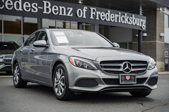 Used 2016 Mercedes-Benz C 300 4MATIC Sedan image 1