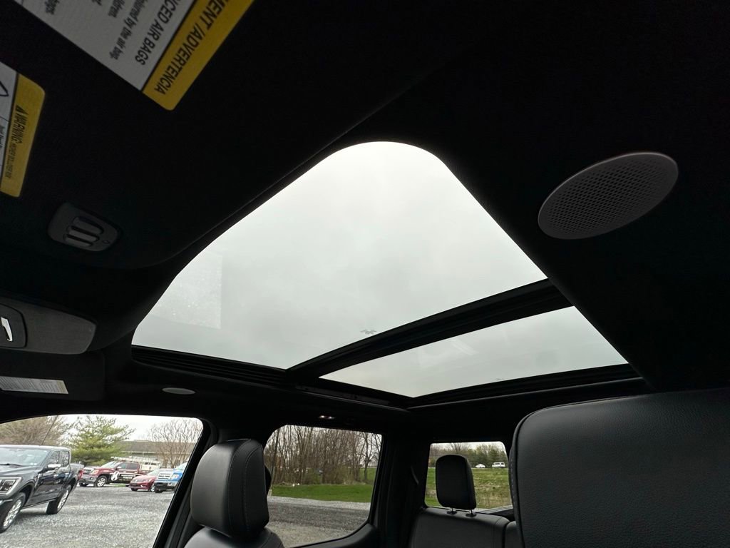 Used 2024 Ford F150 Lariat w/ Equipment Group 502A High image 3