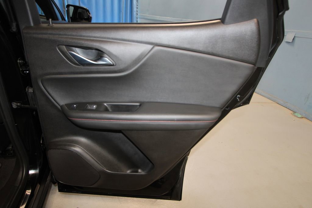 Used 2023 Chevrolet Blazer RS w/ Enhanced Convenience Package FWD image 31