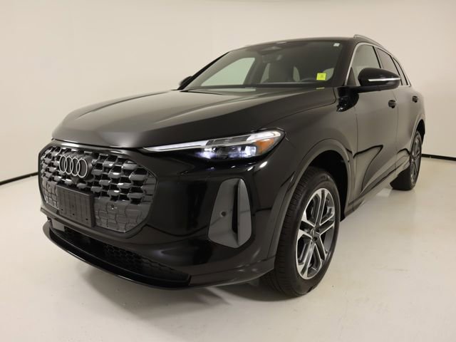 Used 2025 Audi Q5 Premium Plus w/ Premium Plus AWD/4WD video 1