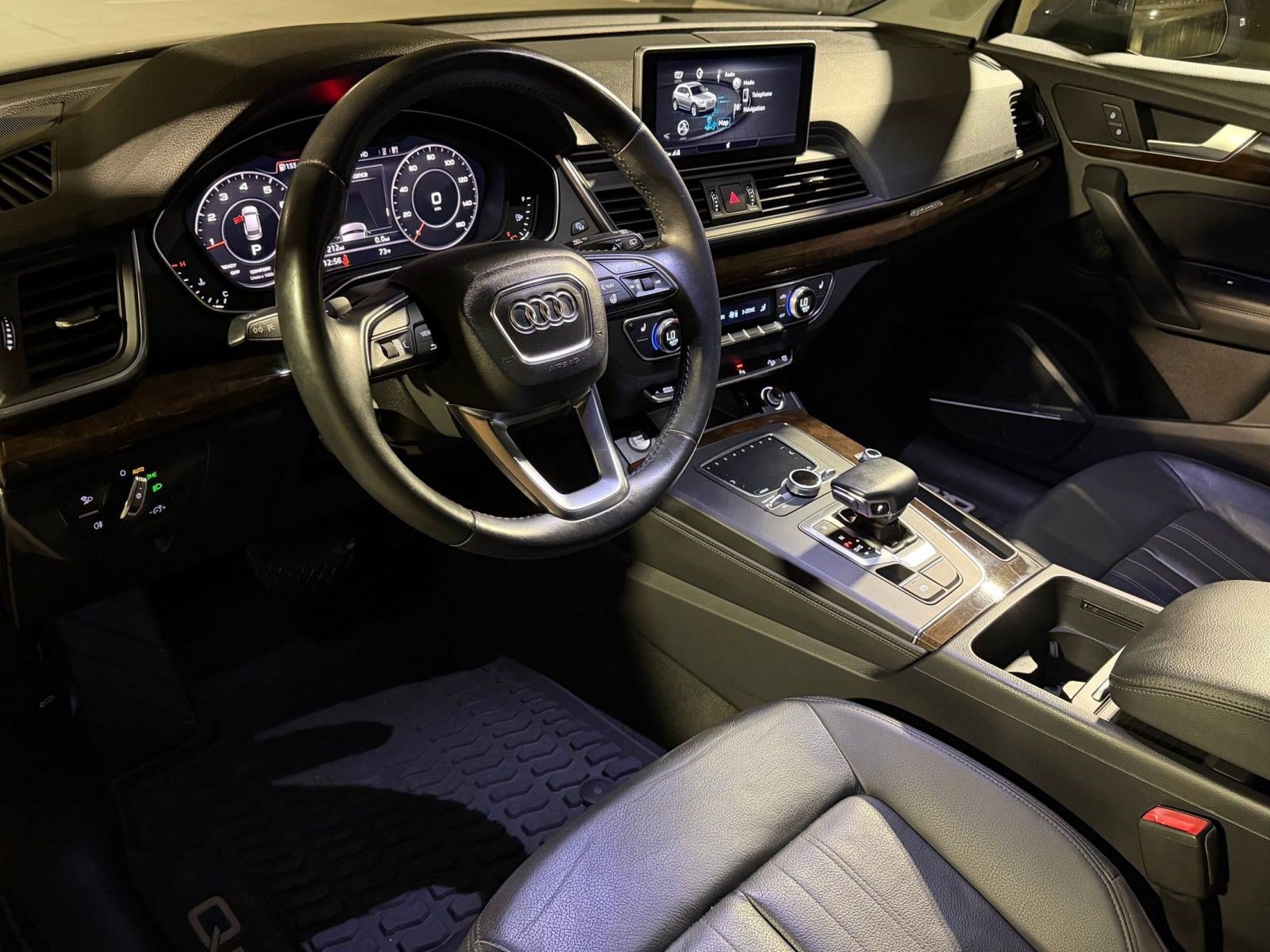 Used 2019 Audi Q5 Premium w/ Premium Plus Package AWD/4WD image 4