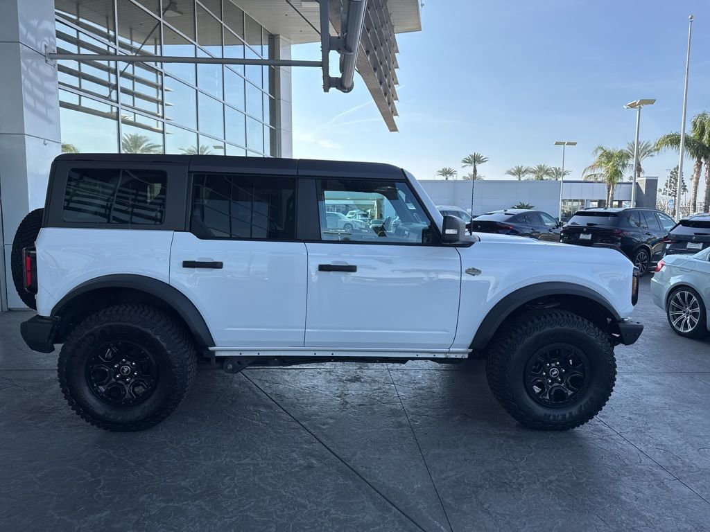 Used 2024 Ford Bronco Wildtrak image 3