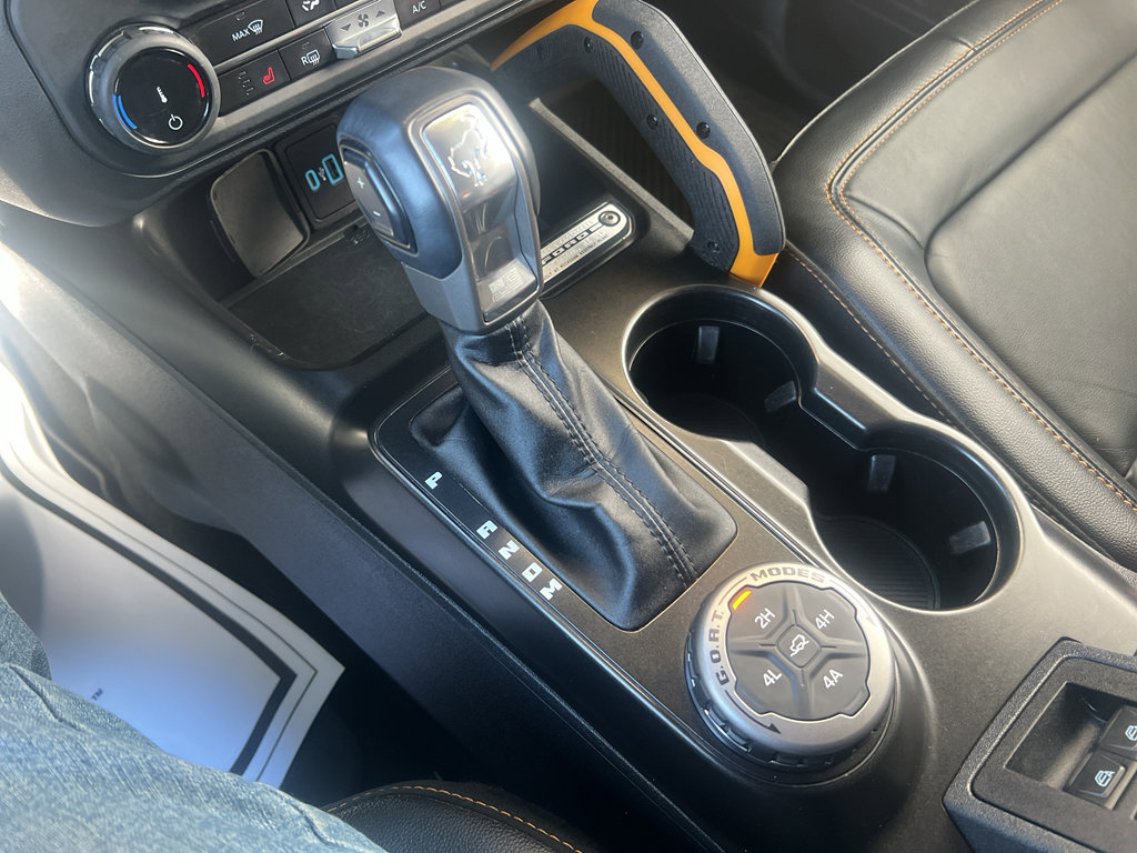 Used 2022 Ford Bronco Badlands image 23