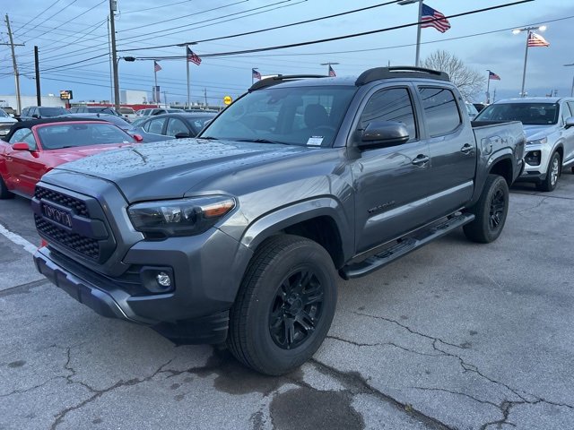 Used 2018 Toyota Tacoma SR w/ SR Convenience Package image 3