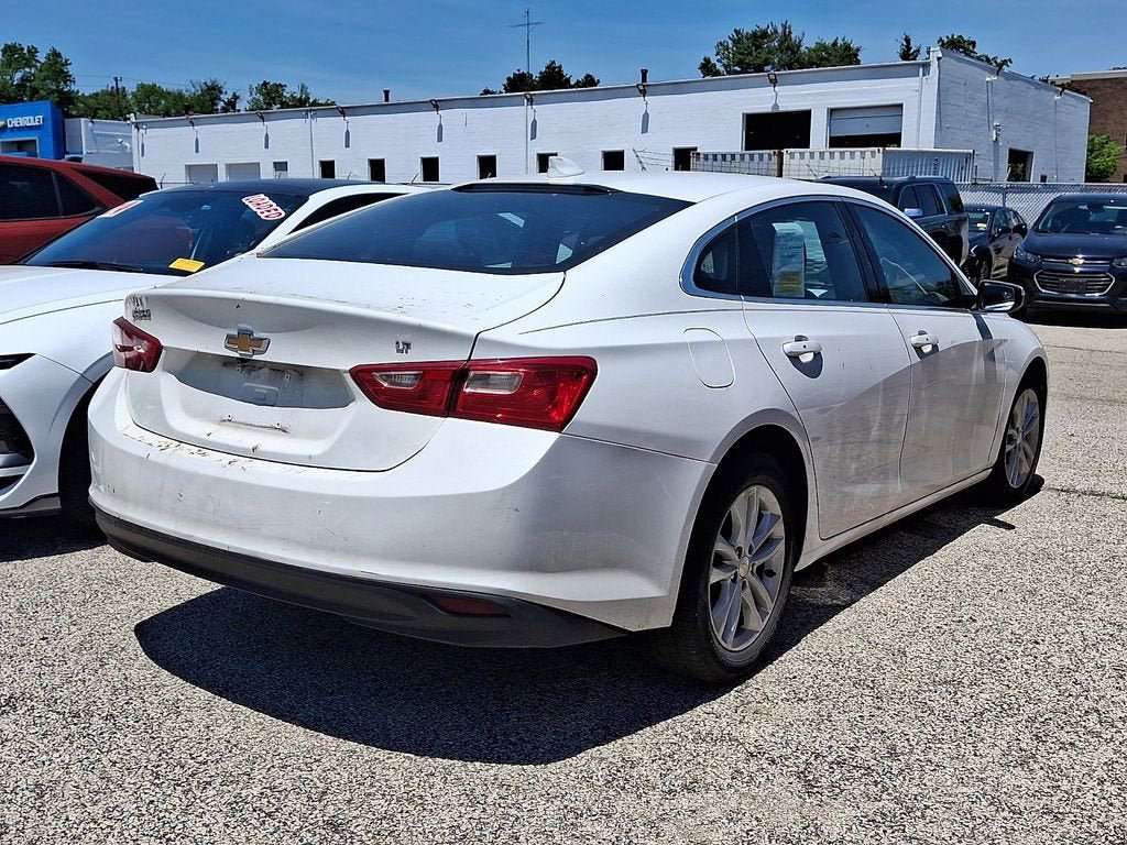 Used 2018 Chevrolet Malibu LT FWD image 9