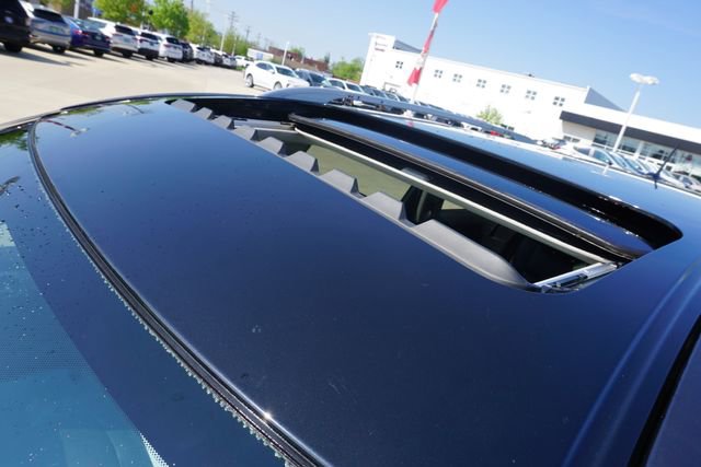 Used 2017 Nissan Pathfinder SL w/ SL Premium Package FWD image 11
