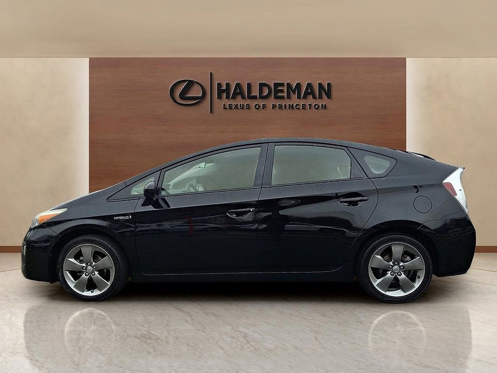 Used 2013 Toyota Prius Persona Series image 4