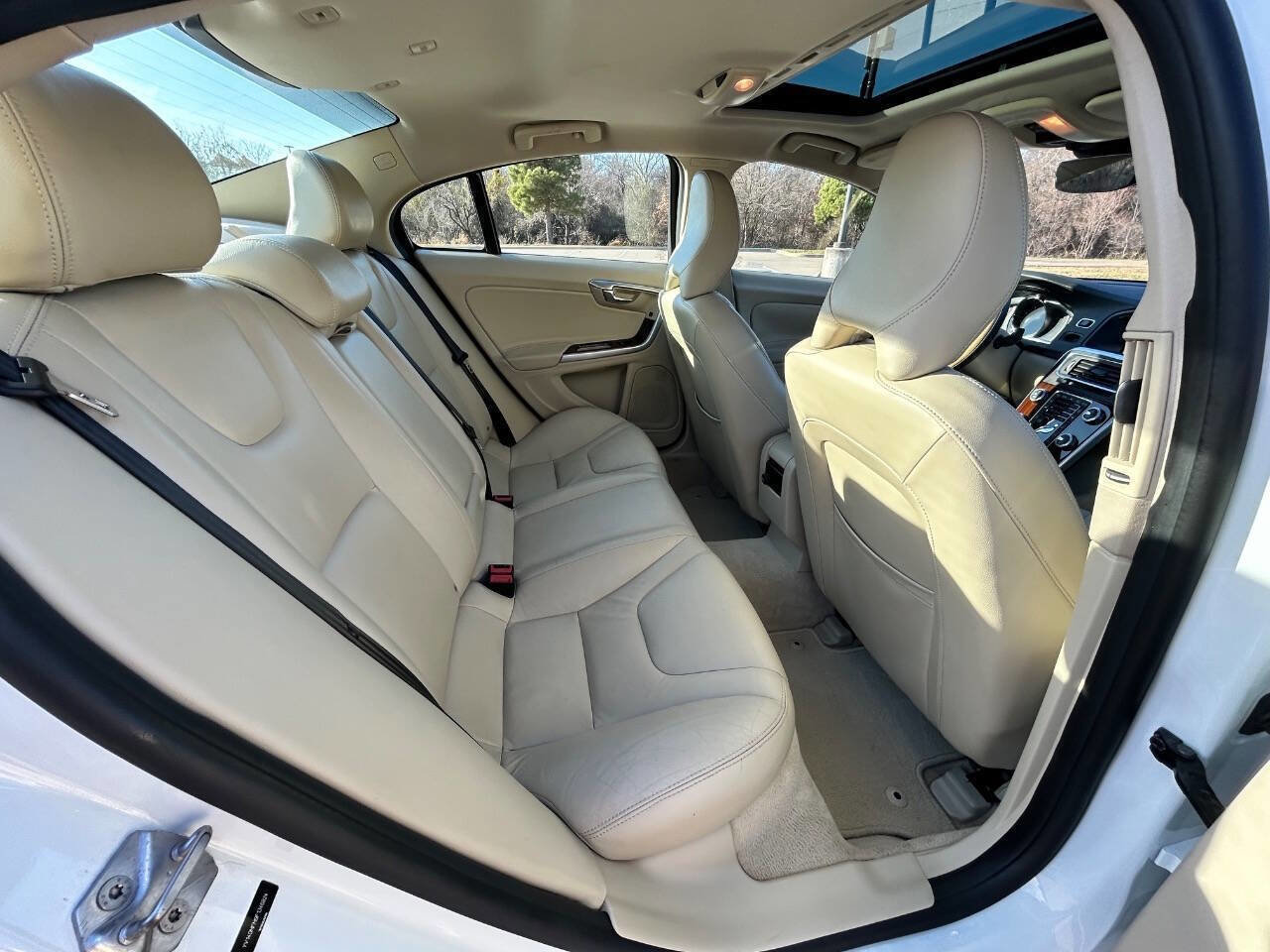 Used 2015 Volvo S60 T5 Platinum image 14