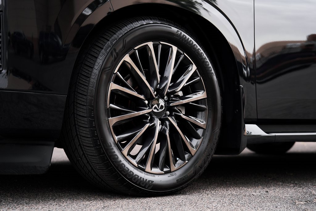 Used 2025 INFINITI QX80 Autograph w/ Autograph Exterior Package image 10