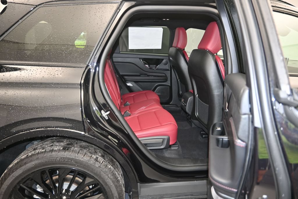 New 2026 Lincoln Corsair Reserve w/ Jet Appearance Package AWD/4WD image 25