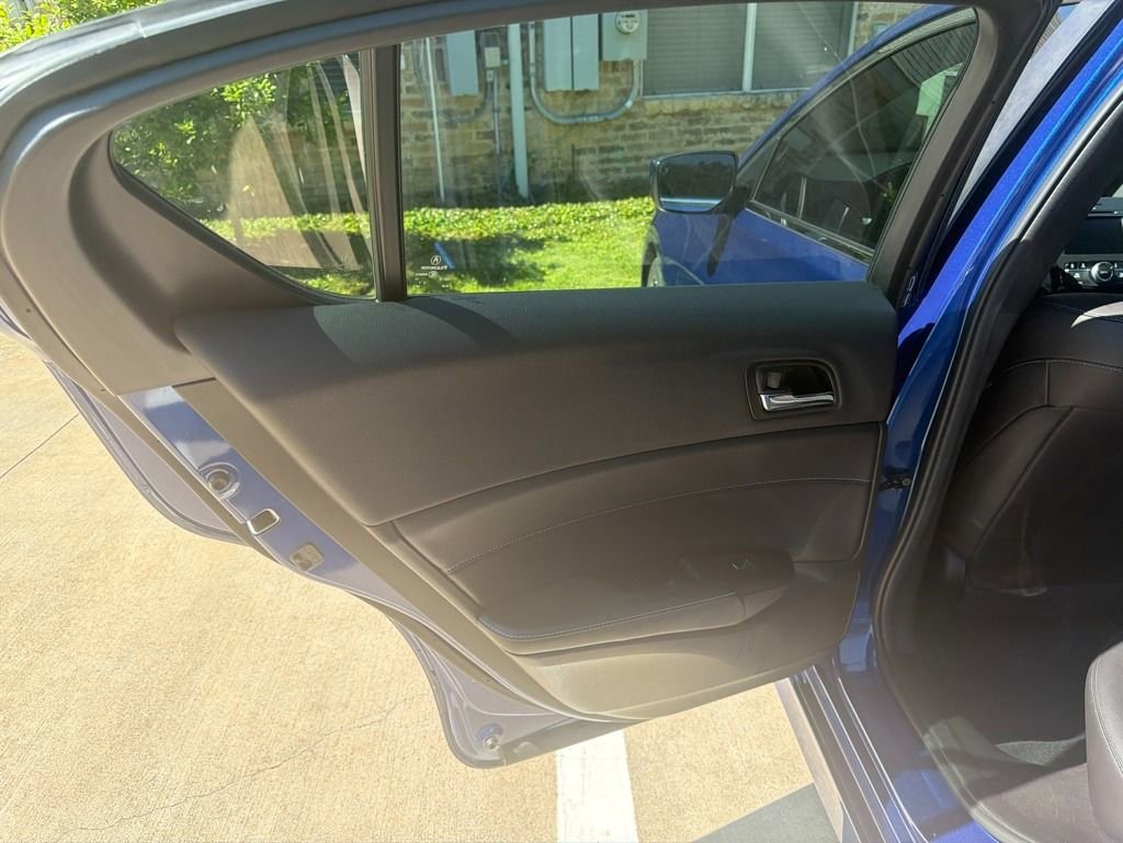 Used 2016 Acura ILX FWD image 16