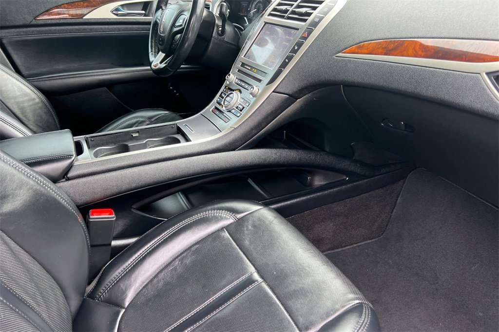 Used 2020 Lincoln MKZ Reserve image 17
