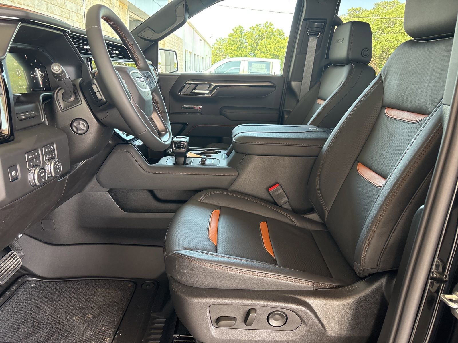 New 2026 GMC Sierra 1500 AT4 w/ AT4 Premium Package image 6