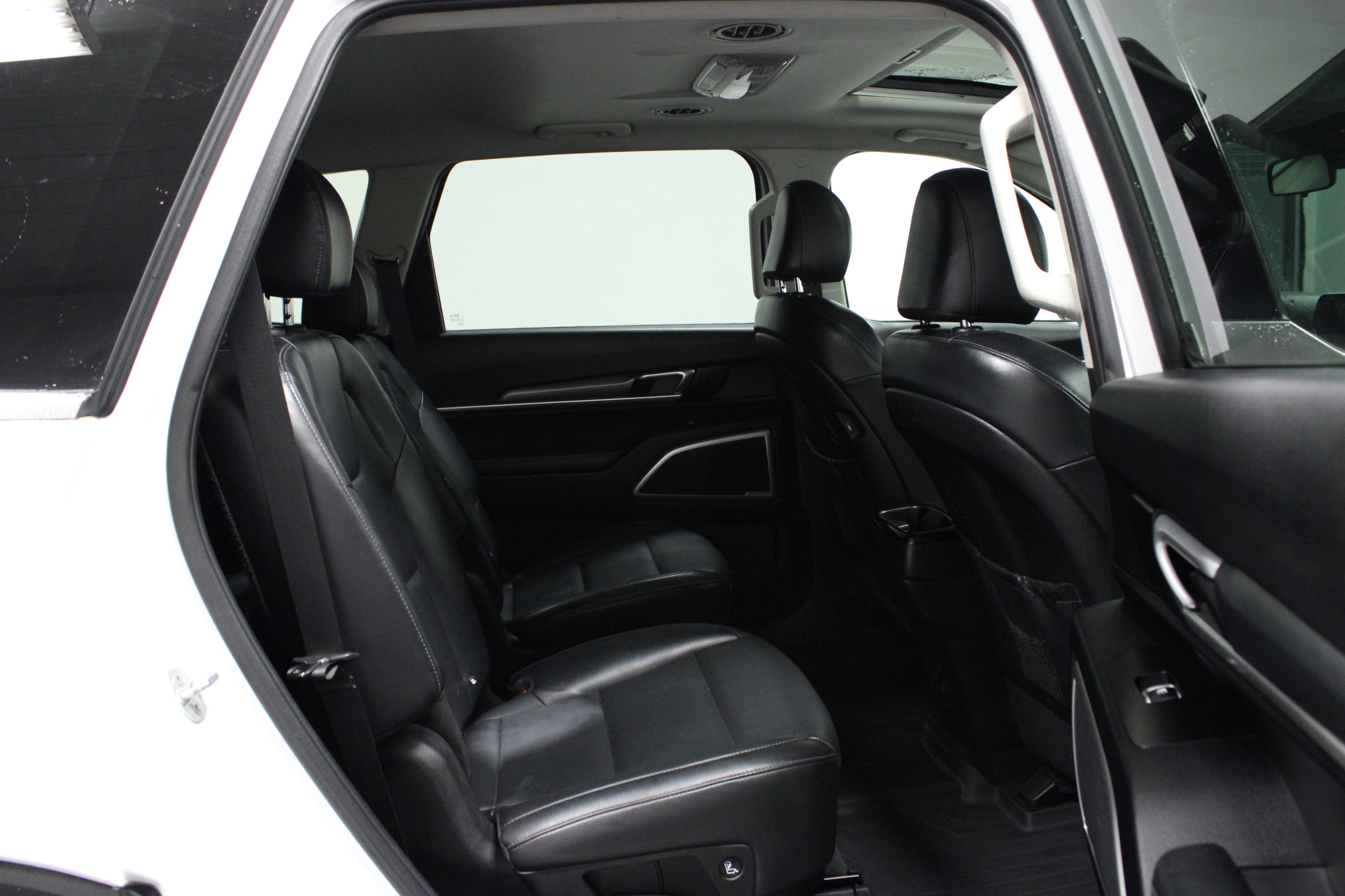 Used 2020 Kia Telluride S image 16