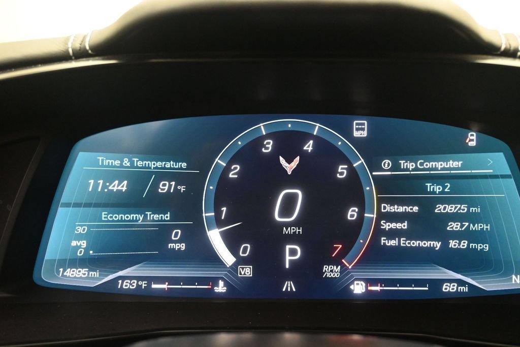 Used 2022 Chevrolet Corvette Stingray Premium Conv w/ Z51 Performance Package RWD image 13