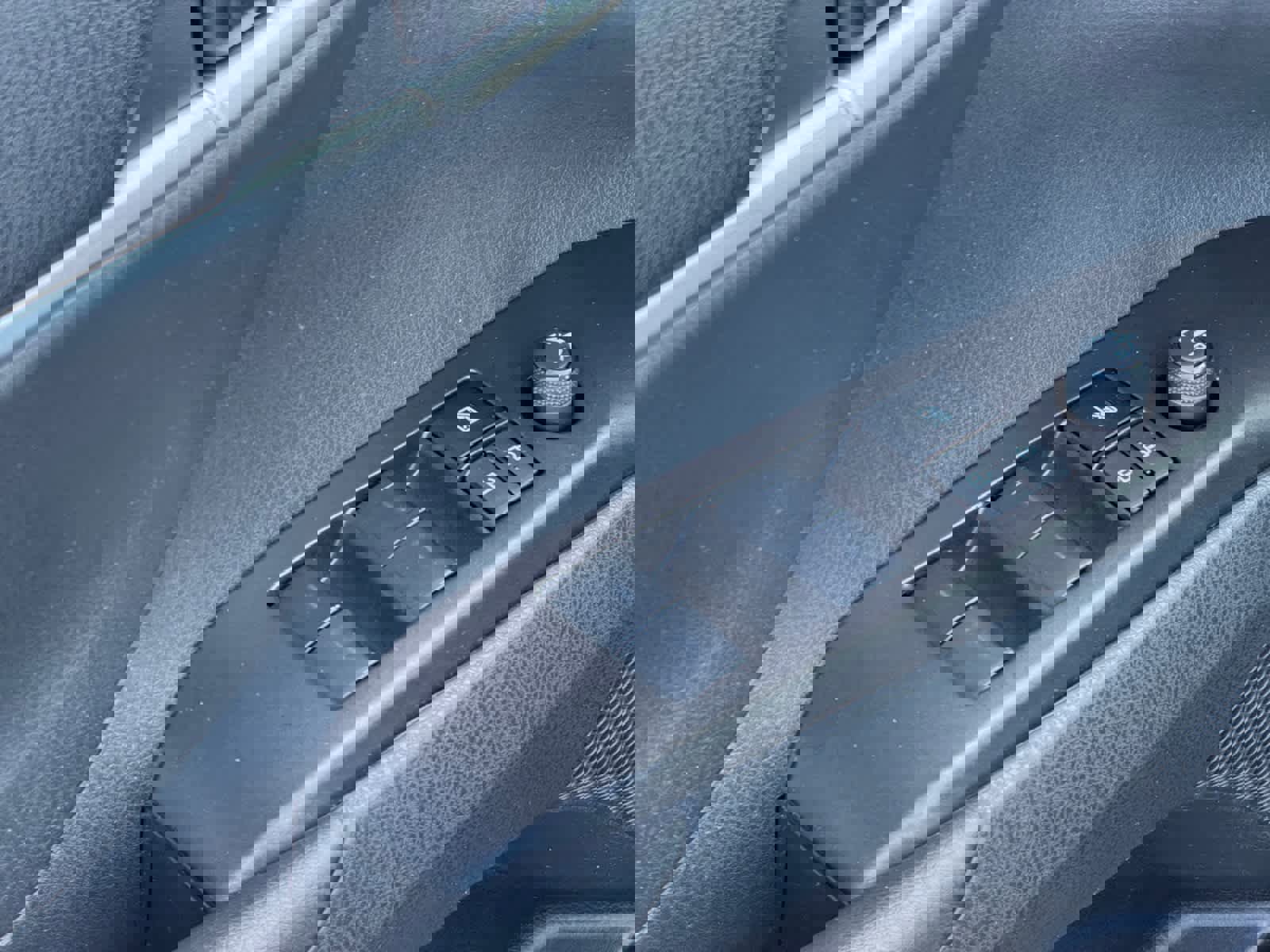 Used 2024 Toyota Camry SE image 17