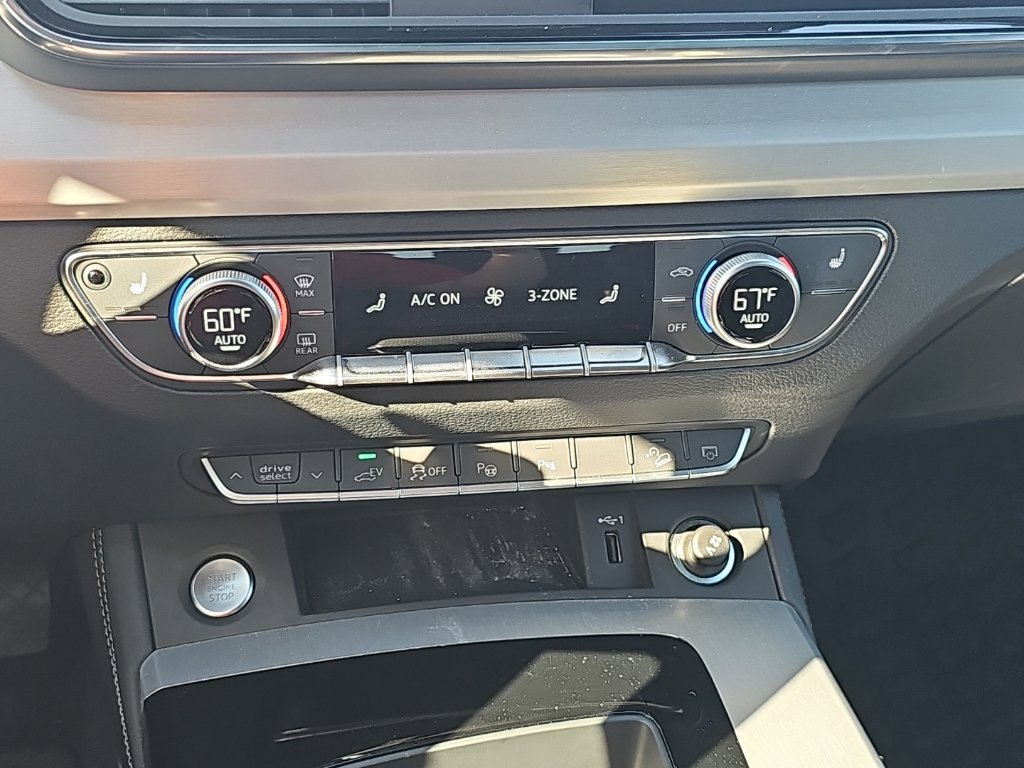 Certified 2023 Audi Q5 e Prestige w/ Prestige Package AWD/4WD image 7
