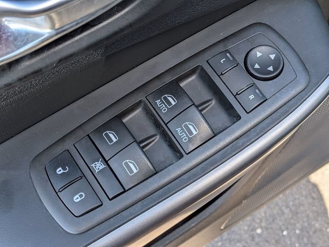 Certified 2021 Jeep Cherokee Limited w/ Elite Package AWD/4WD image 25